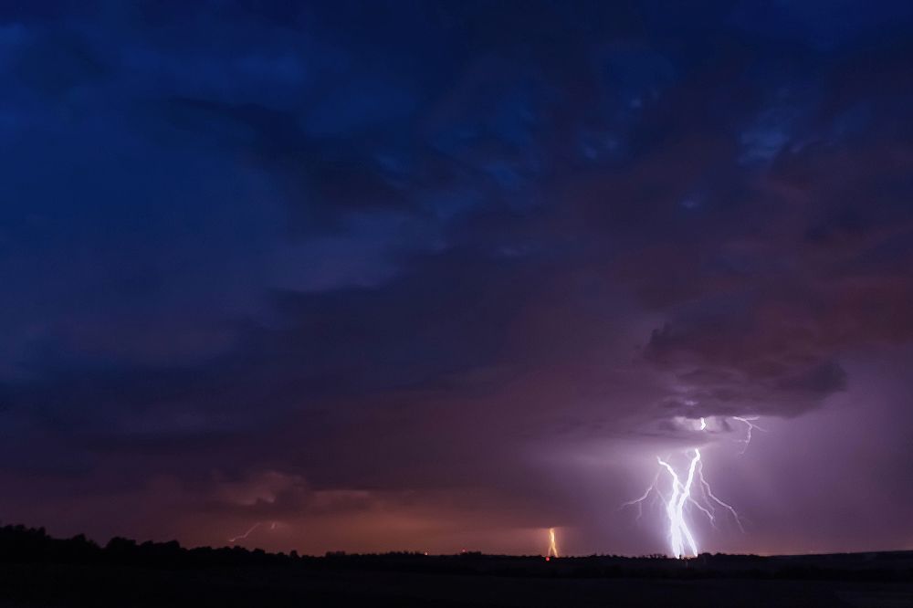 Гроза и молнии