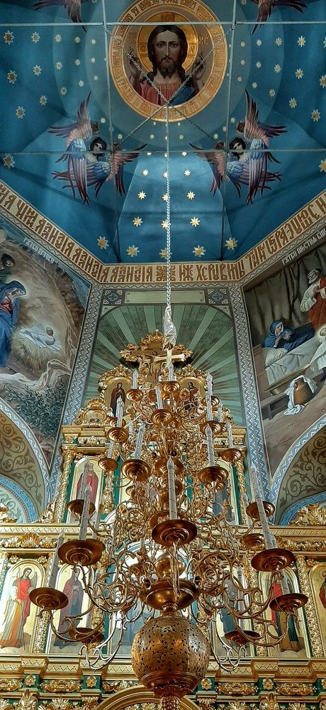 Вседержитель на своде Собора в Суздале