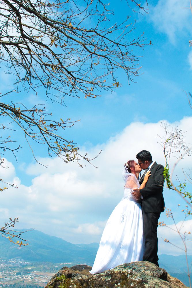 Photograph by Luis Par