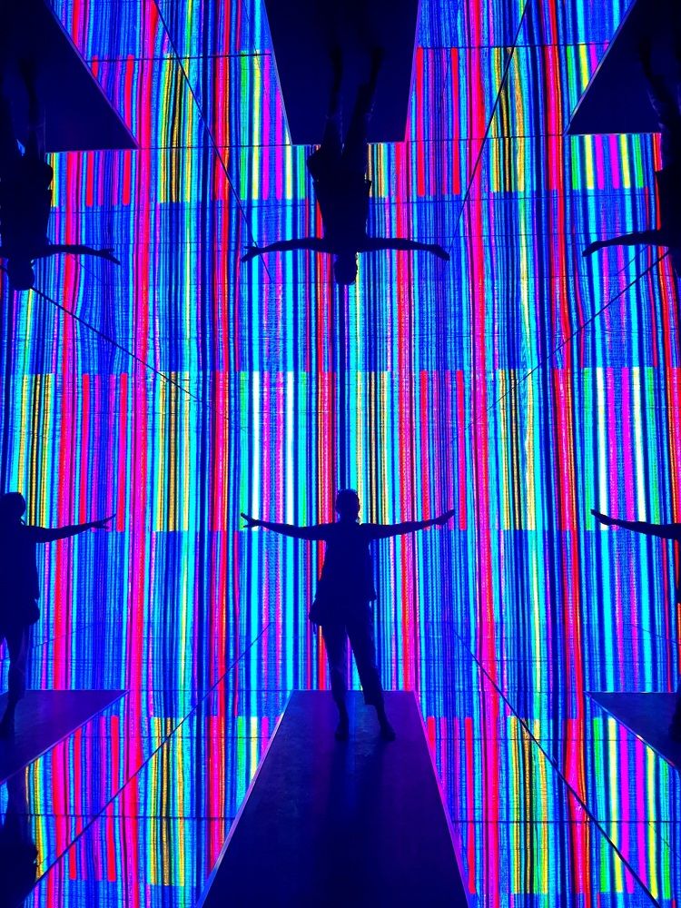 Зазеркалье