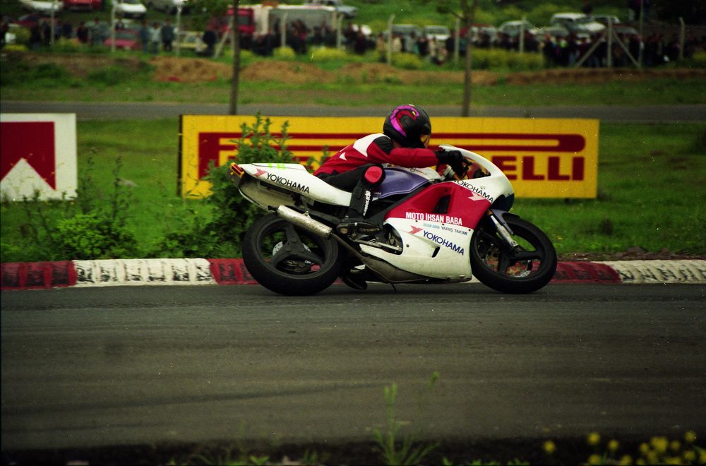 Photograph by Muzaffer Sütlüoğlu