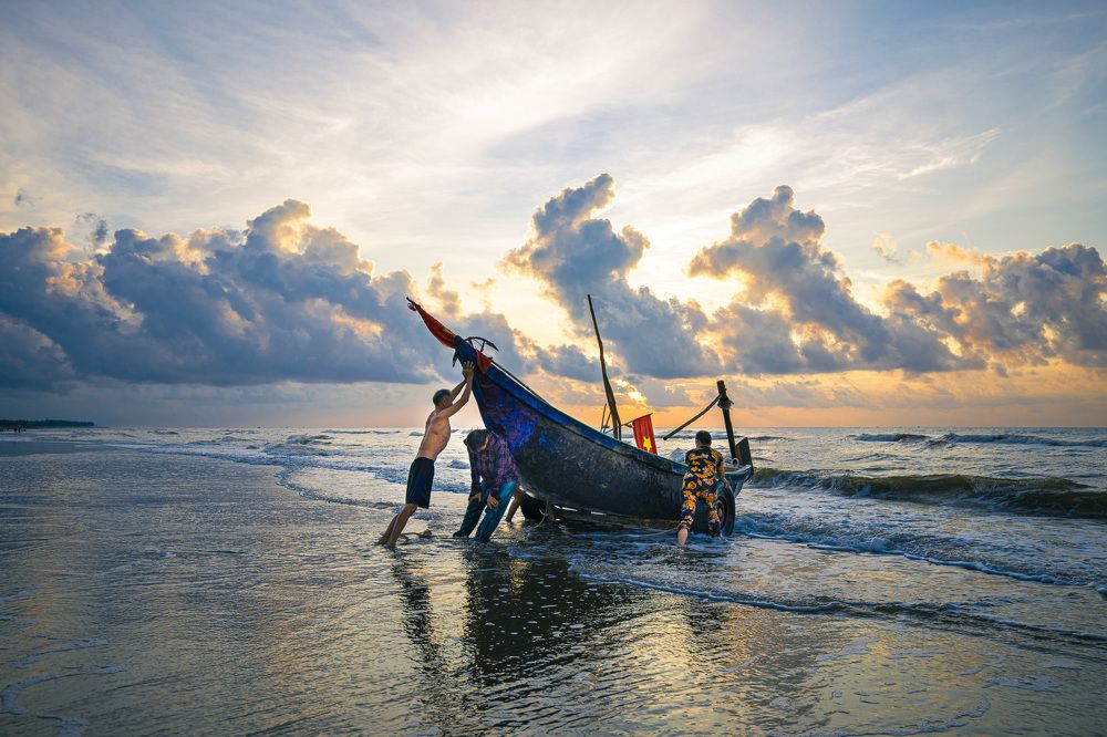 Photograph by THANH TUNG PHAM