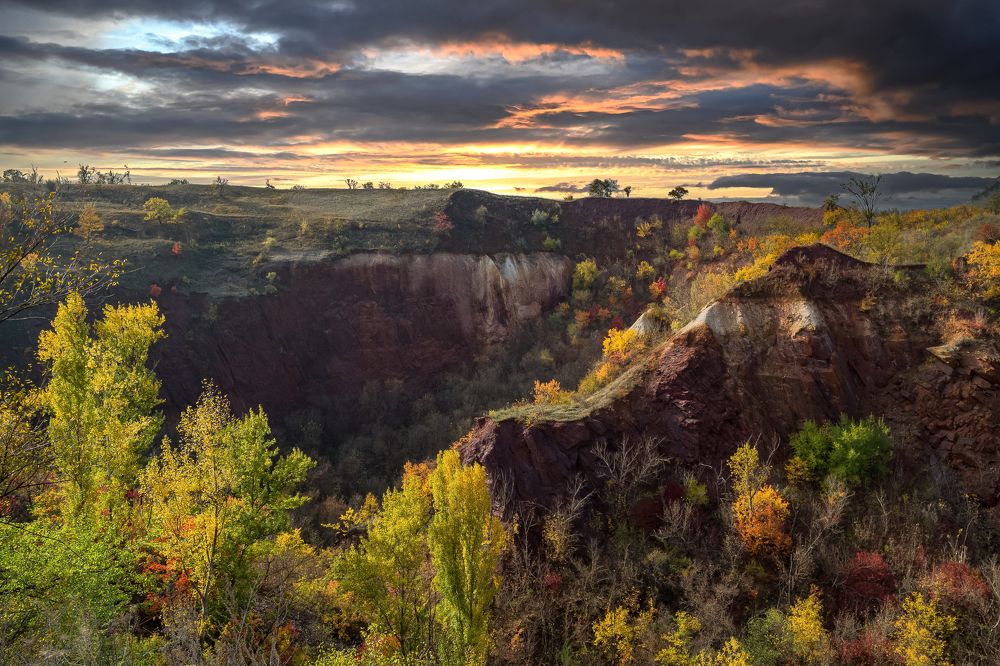 Осень в зоне обрушения.