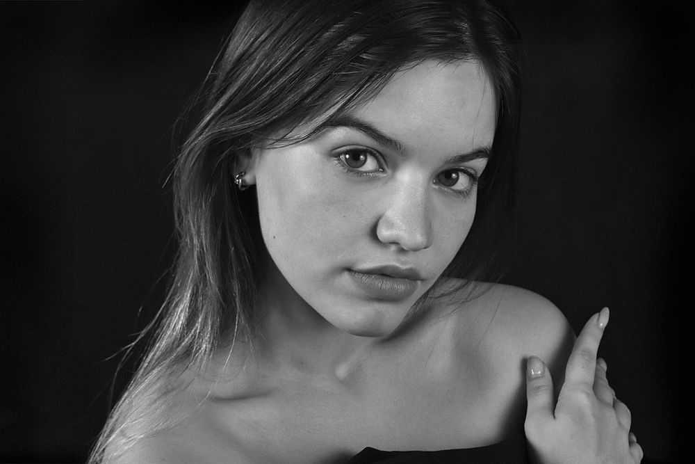 Портрет девушки 044