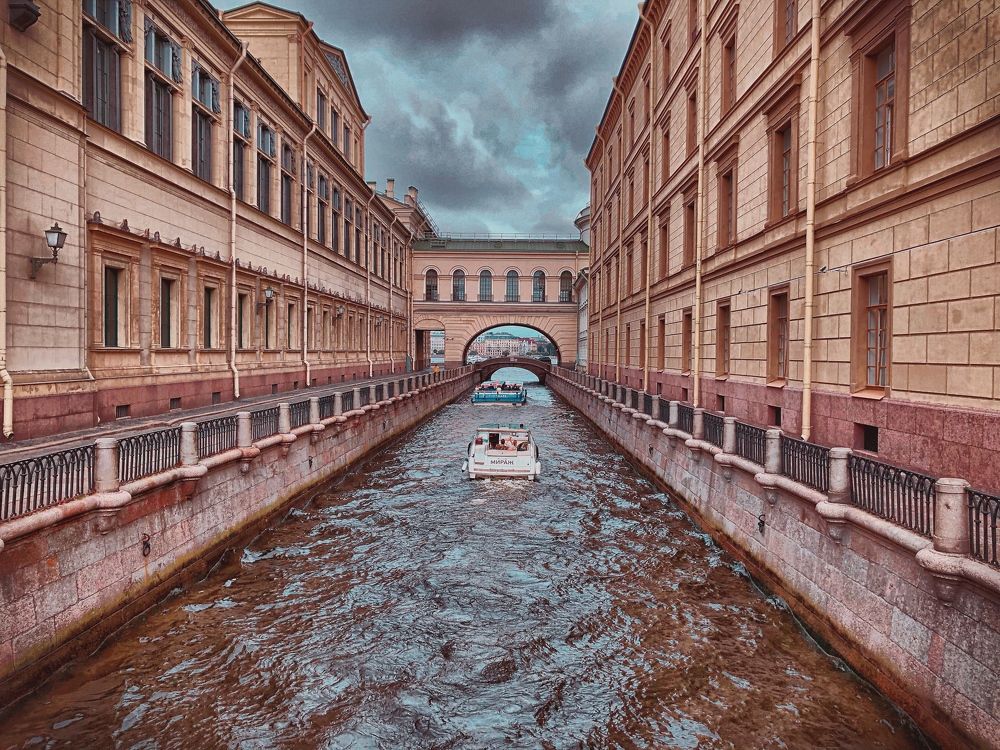 Симметричный Санкт-Петербург