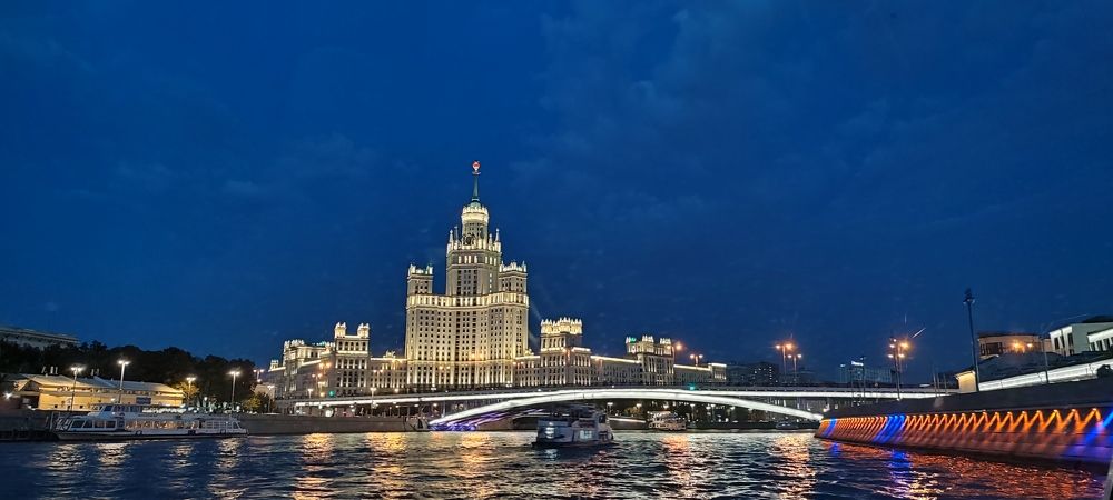 Ночная Москва