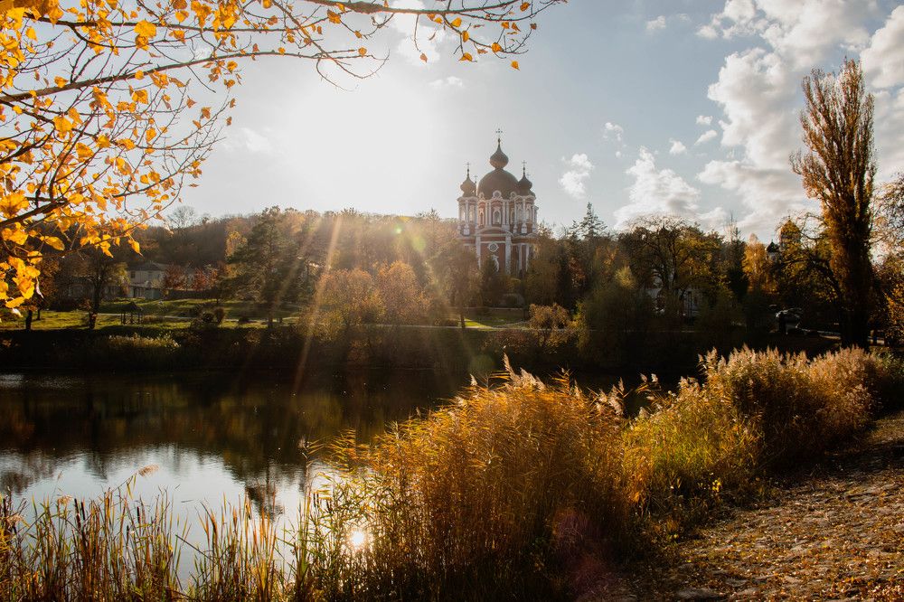 Вид на священную обитель