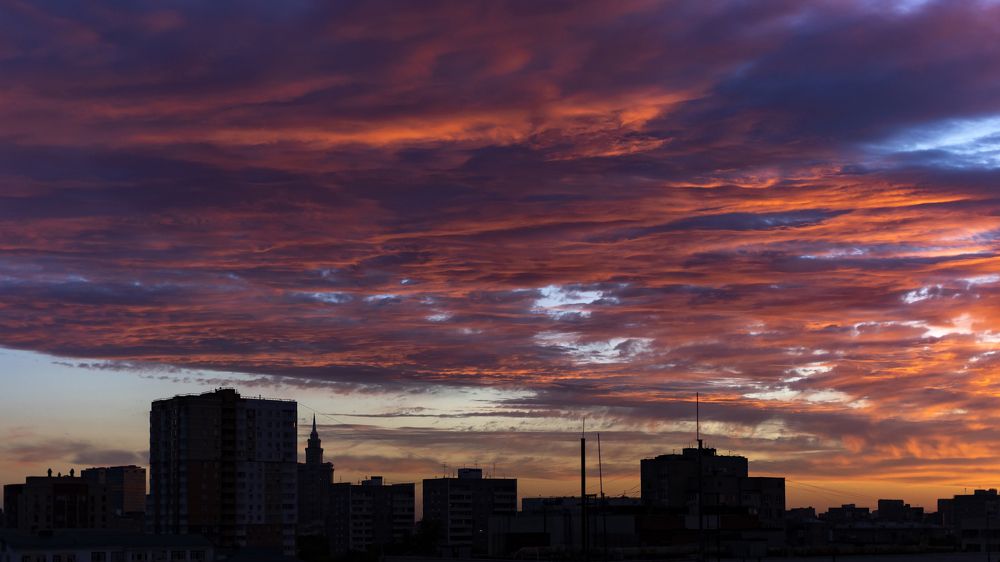 Закат над городом