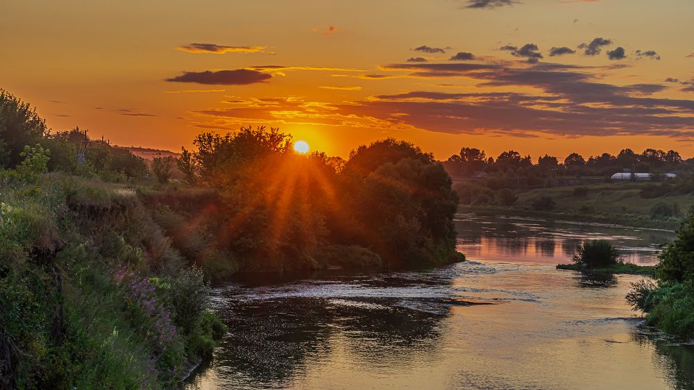 Река Быстрая Сосна.  Закат Солнца.