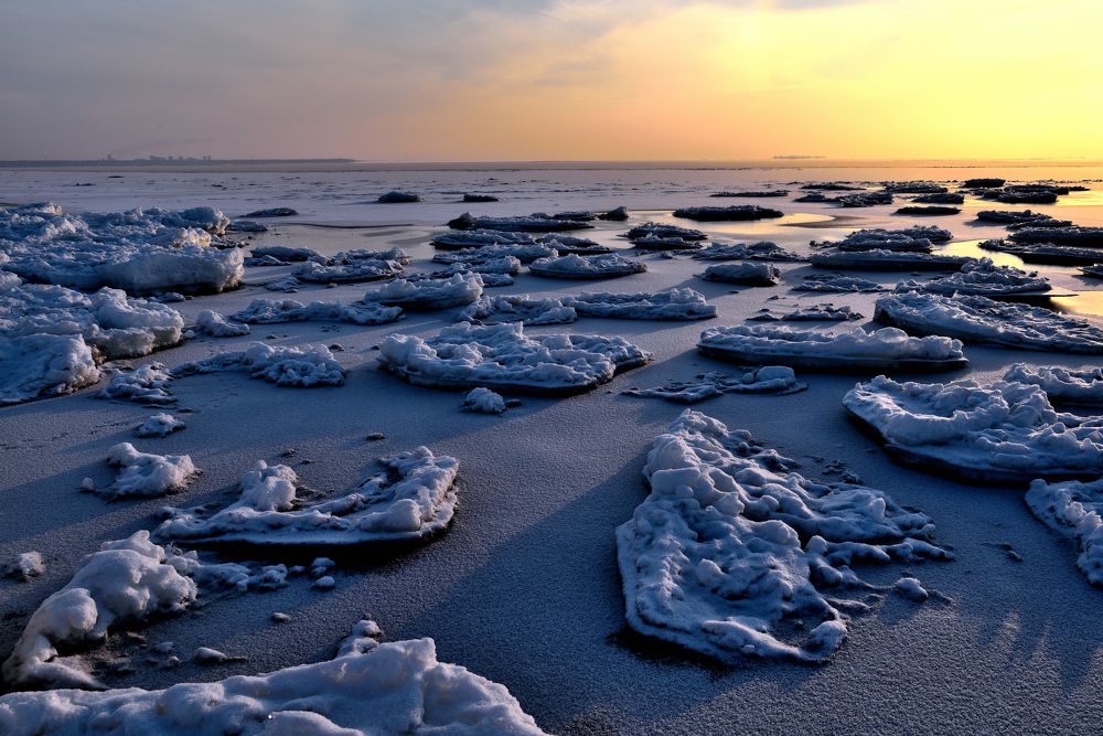 Комаровский берег