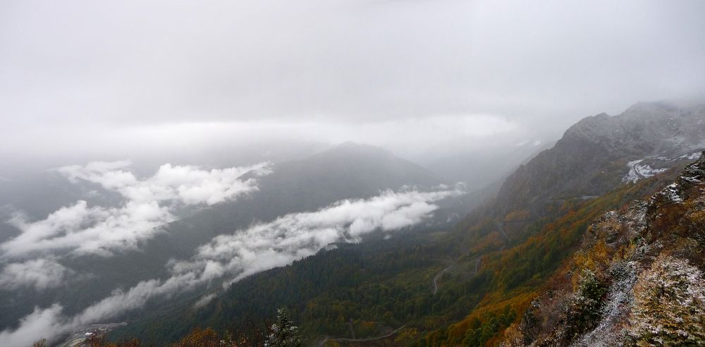 Скупые краски осени в горах.