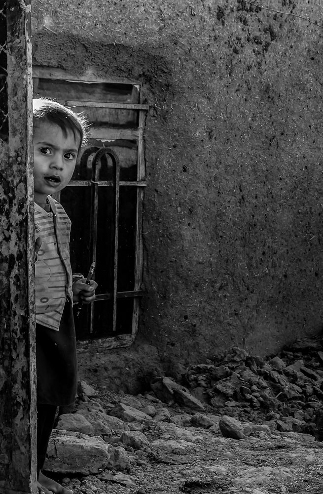 White Days whit black Color