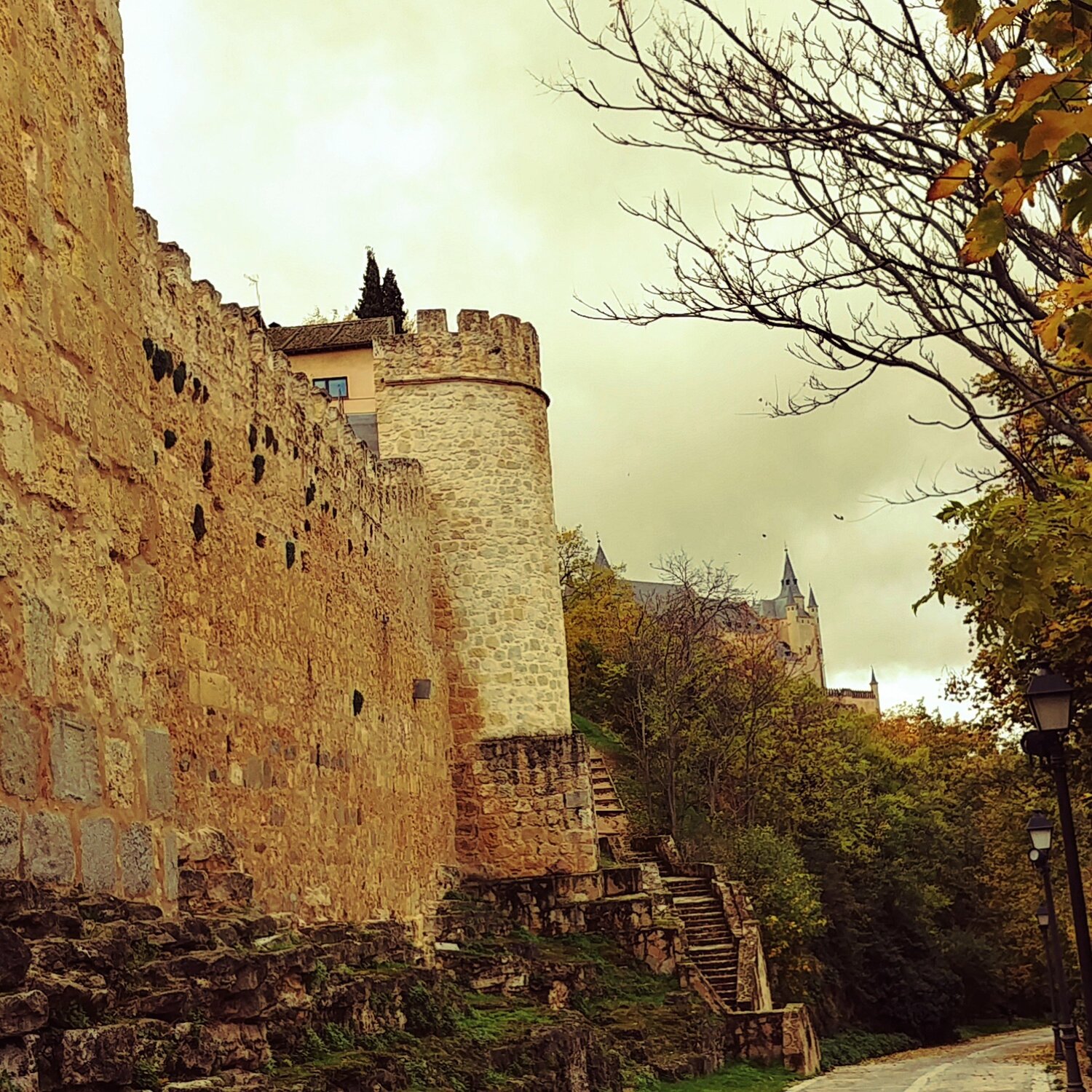 Autumn colors in Avila