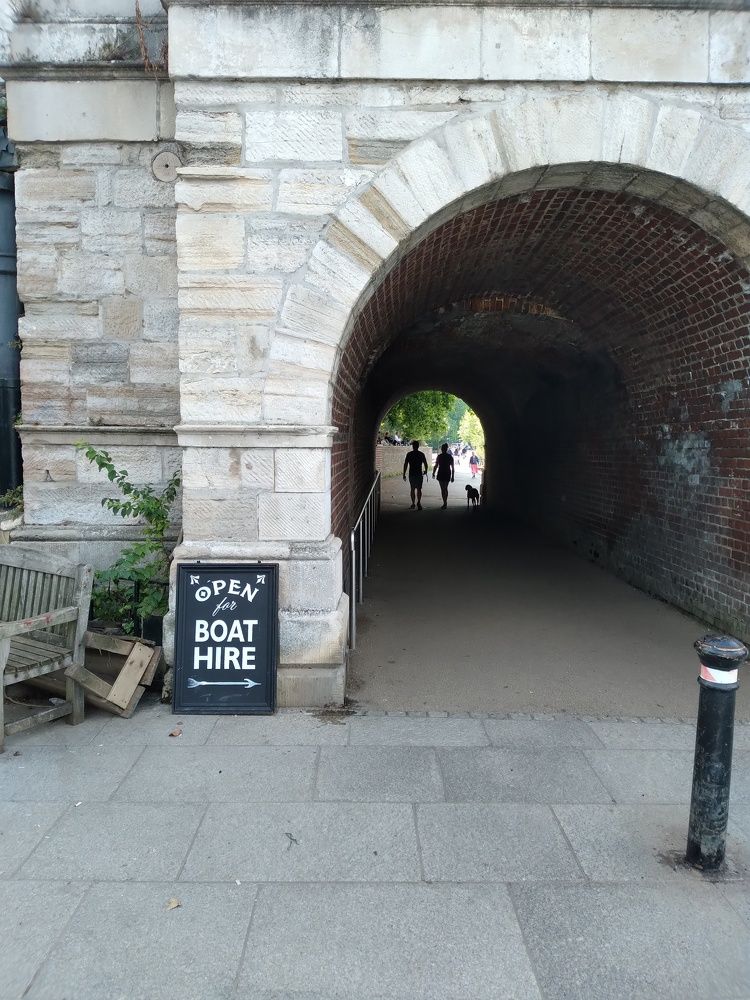 Фотография автора Henry Tobias