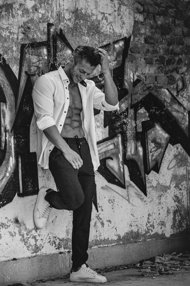 Фотография автора Александр Головин