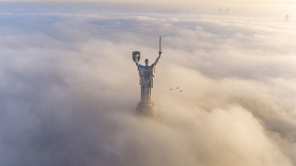 Родина мать