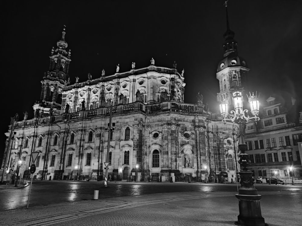 Photograph by Oleksandr Panasjura