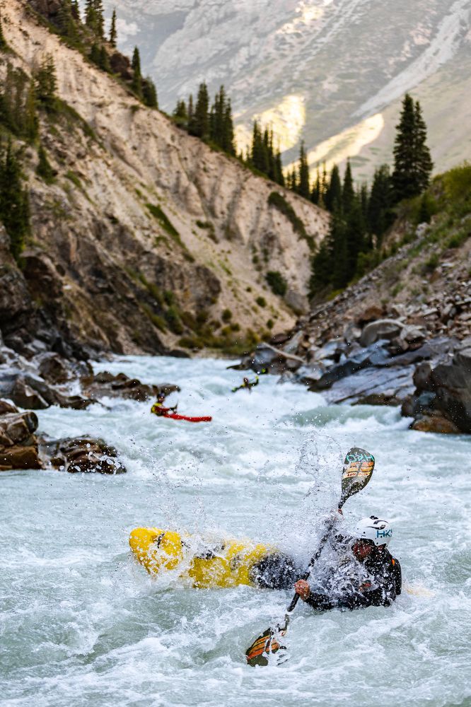 Каякинг в опасной Киргизии