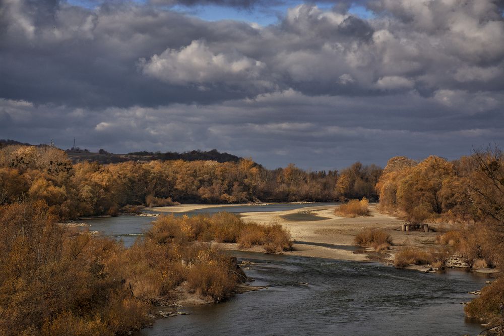 Осень на реке.