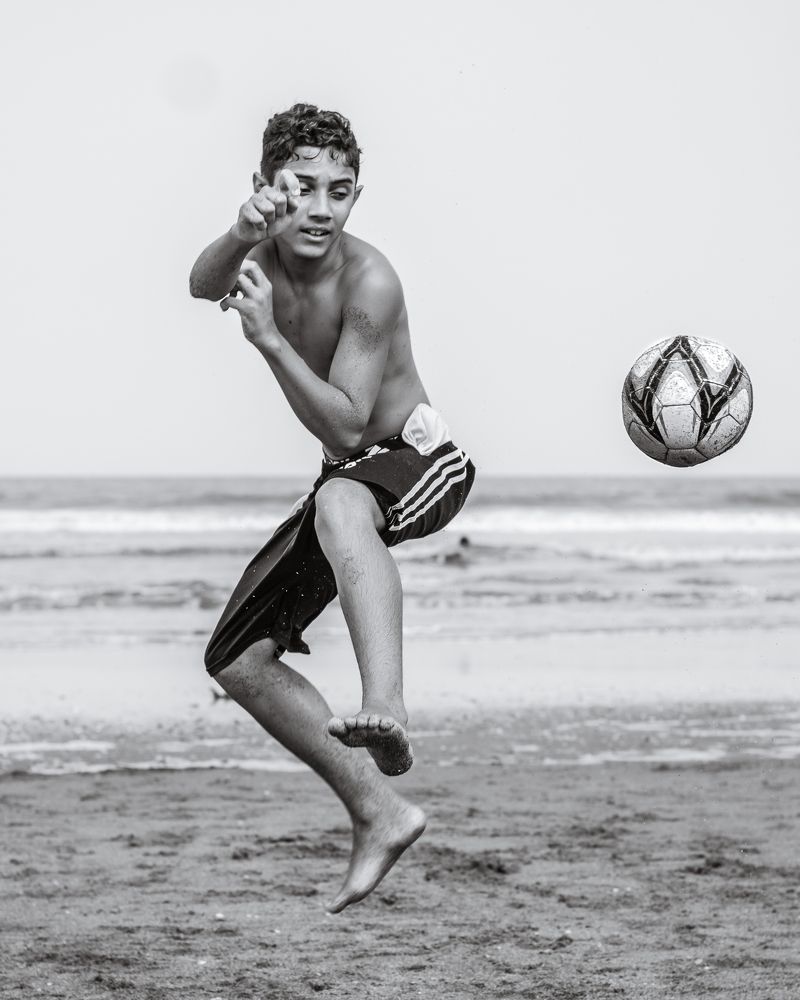 UMA PARTIDA EM PRETA E BRANCA