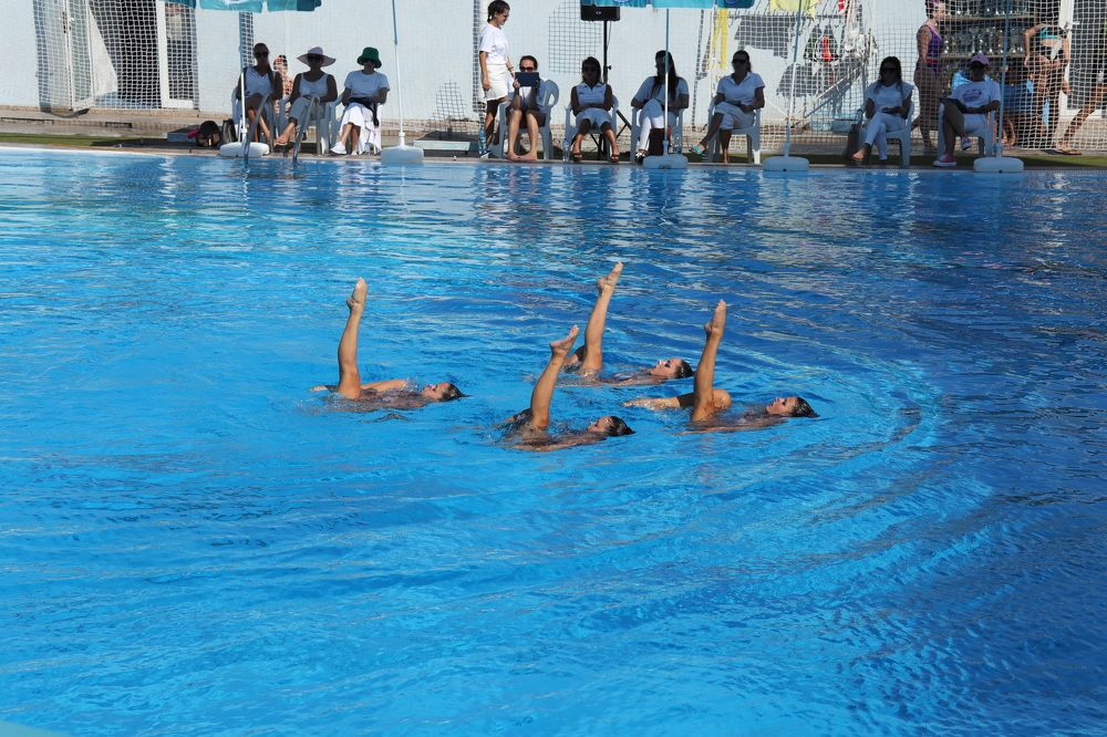 Photograph by Roza Kenarova