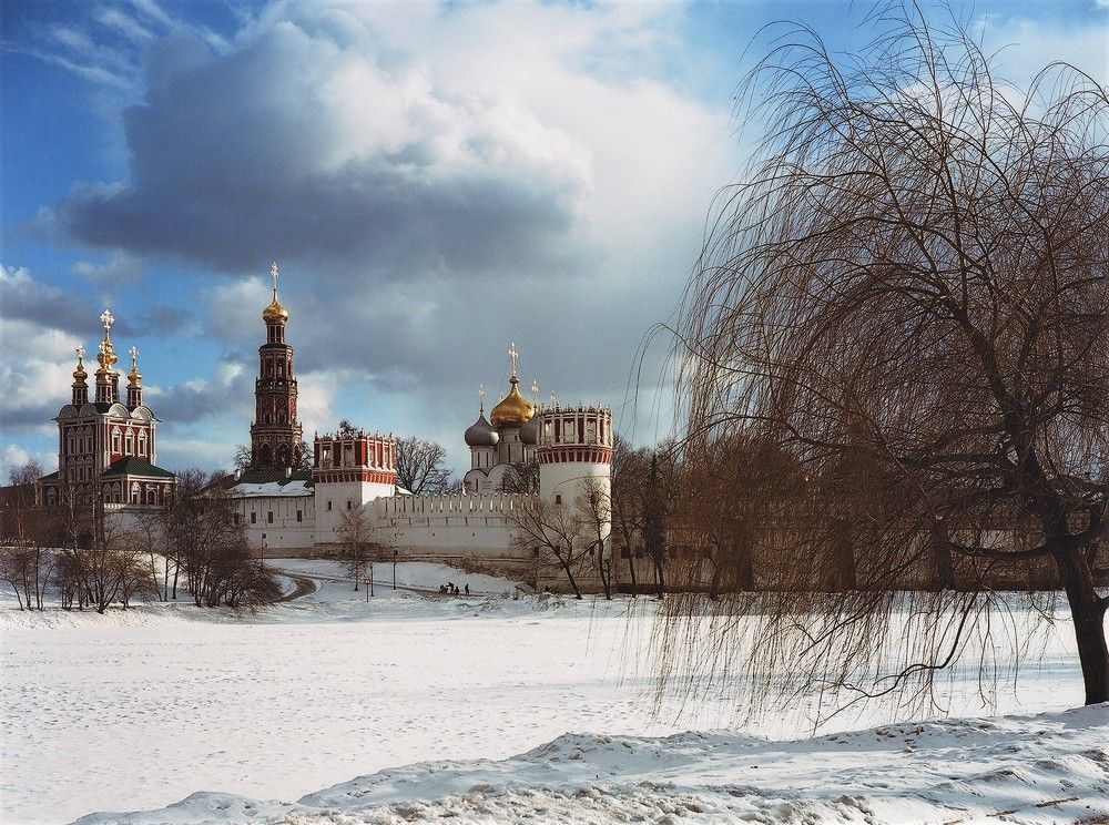 В предвечерних лучах