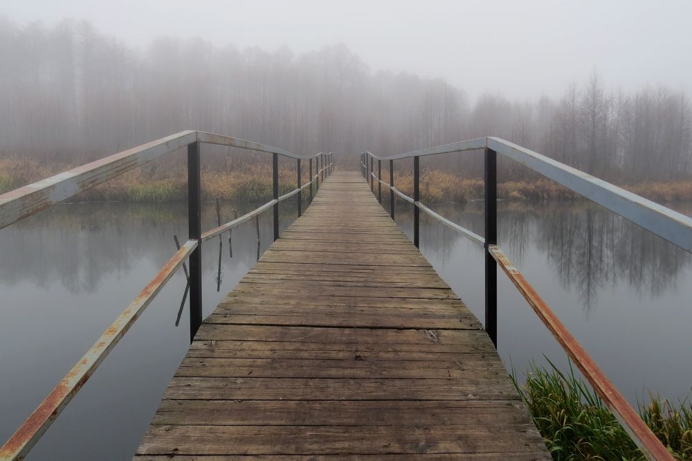 Мост в туман