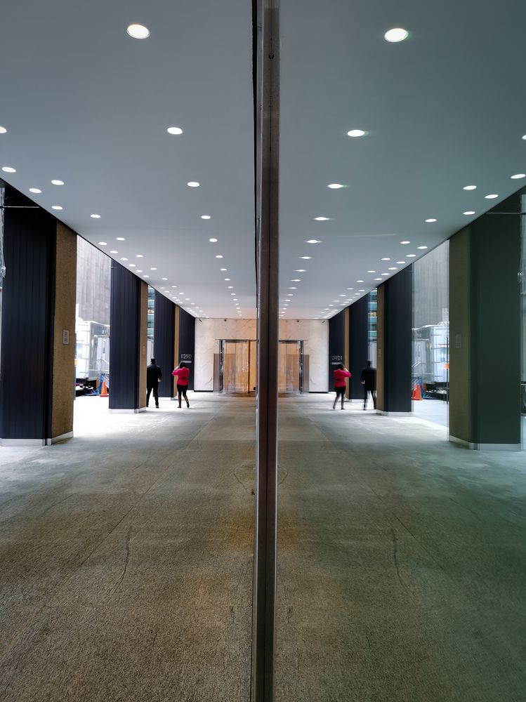 Жизнь в отражении