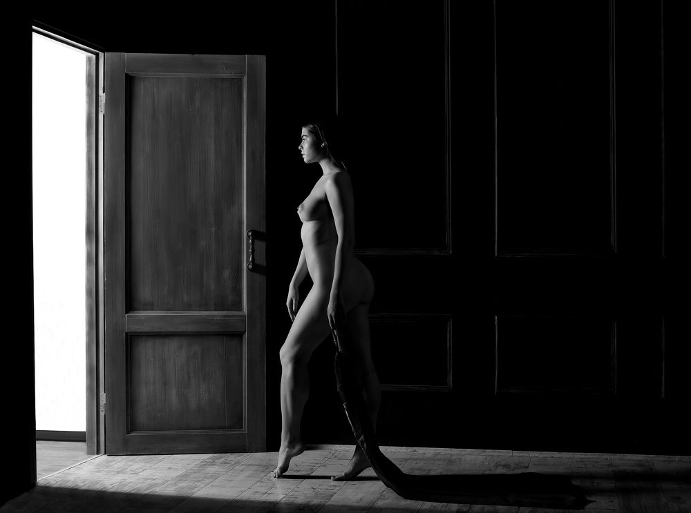 Photograph by Roman WarFemov