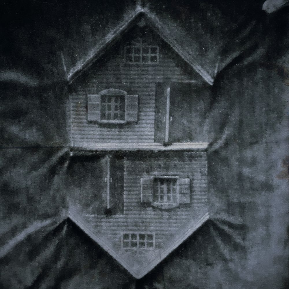 Photograph by VALKK.O