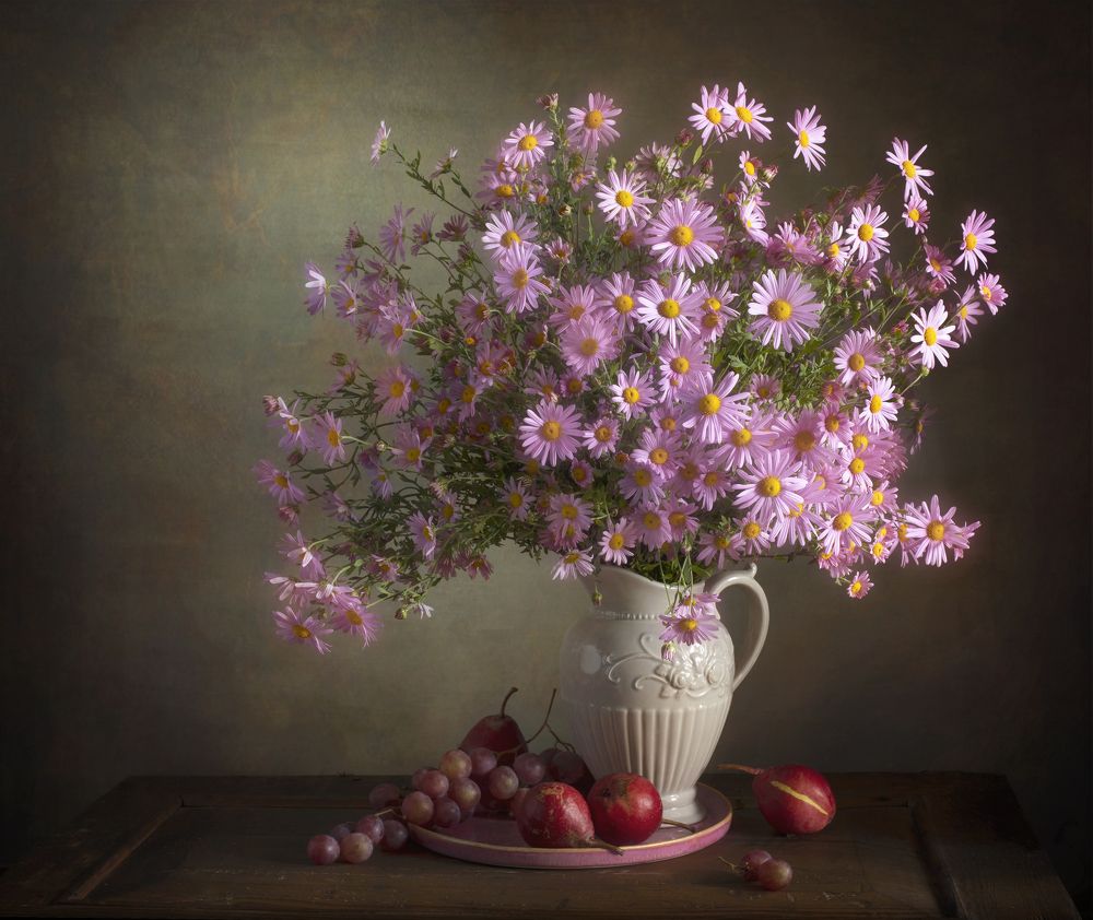 Still life with red pears