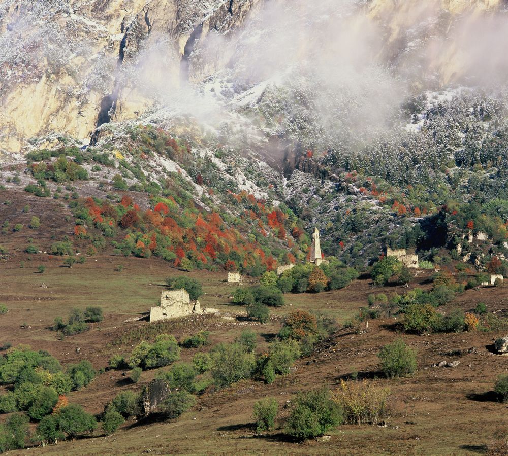 Первый снег в селе Лейми