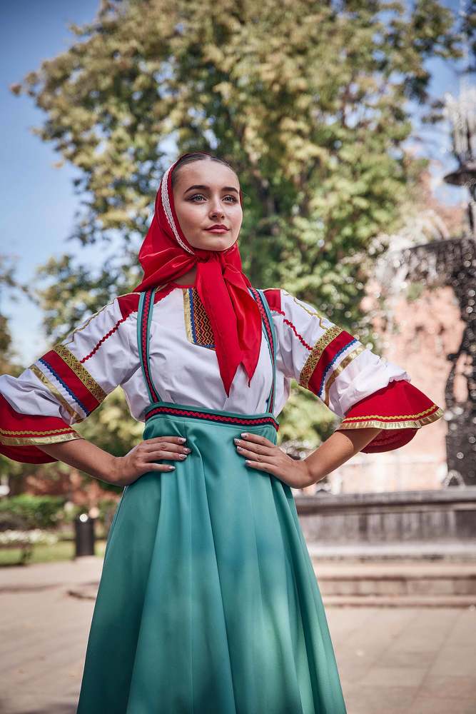 Нина - Народник