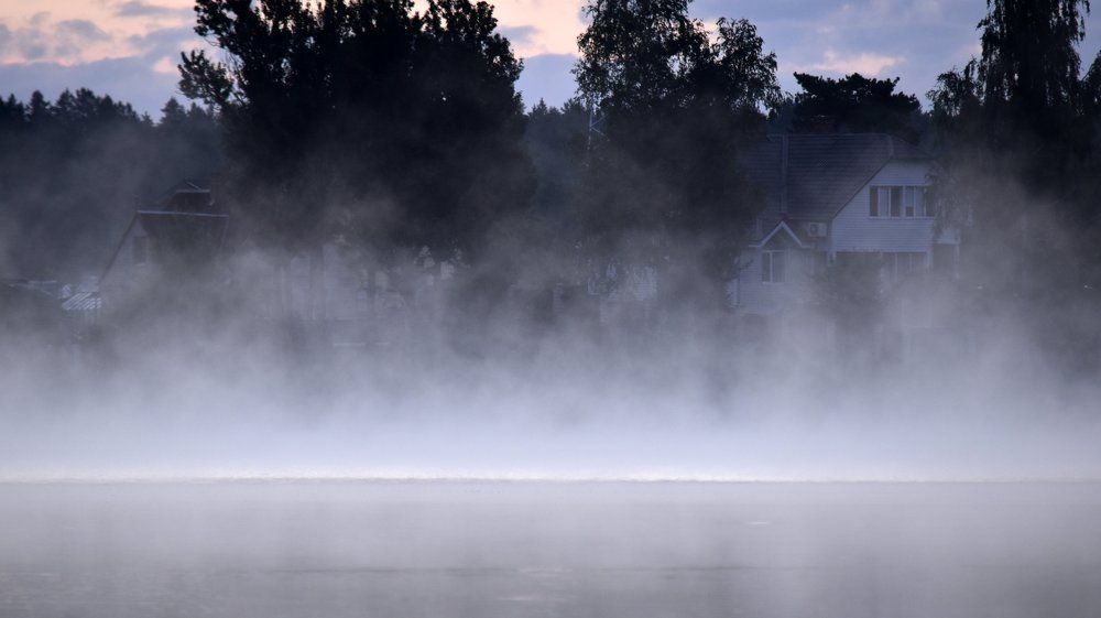 Рассвет над озером / Sunrise over the lake