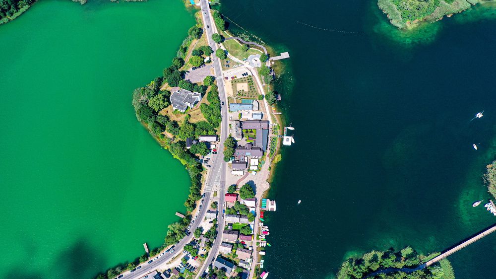 Photograph by AVIC A.M.