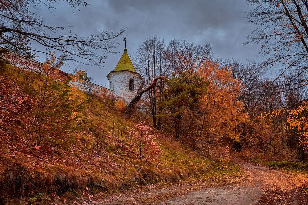 autumn at the monastery walls