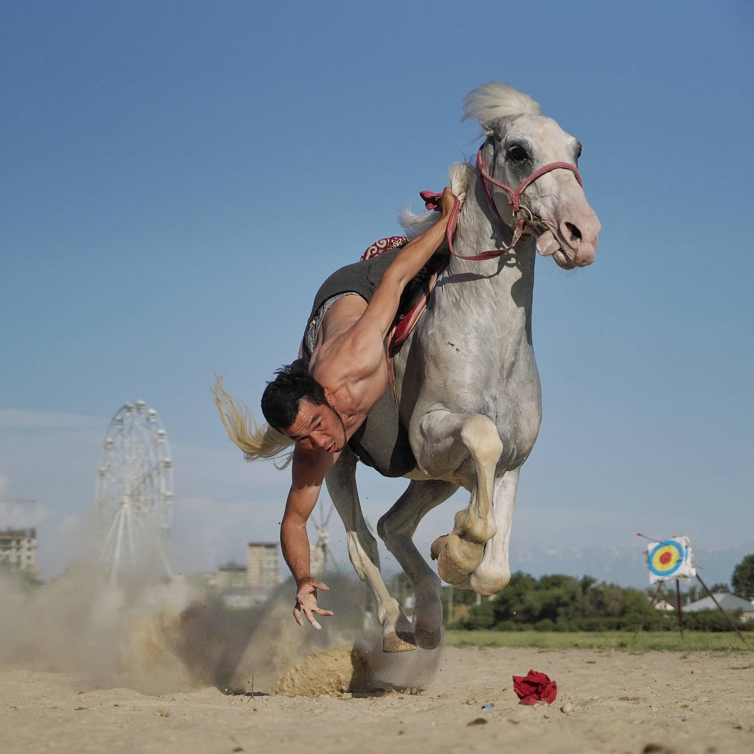 Kazakh national game TENGE ILU