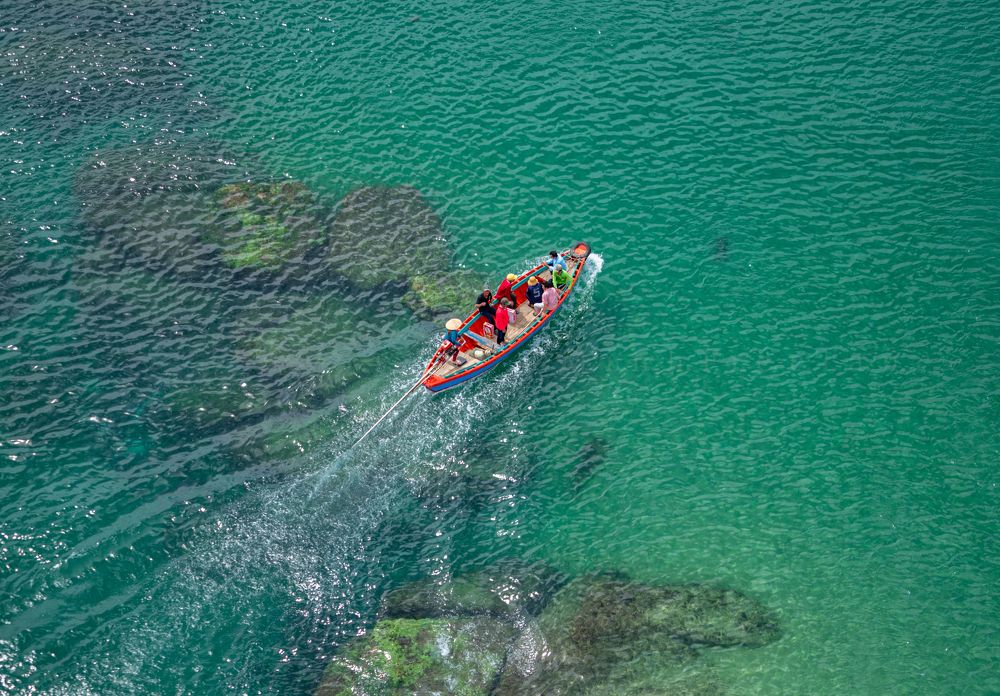 Photograph by nguyễn minh