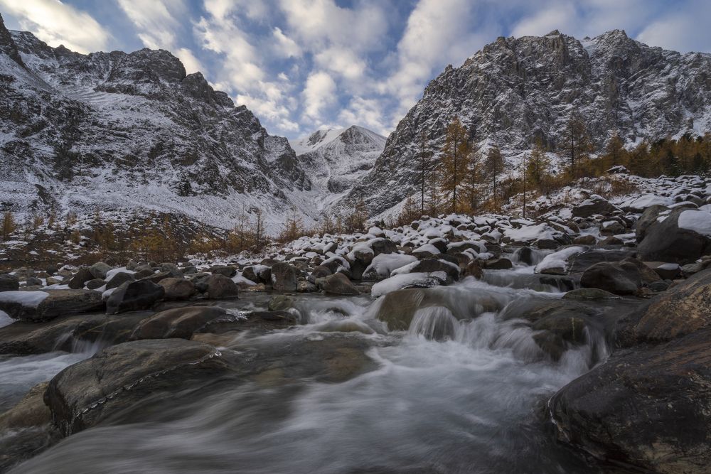 Фотография автора Олег Матроницкий