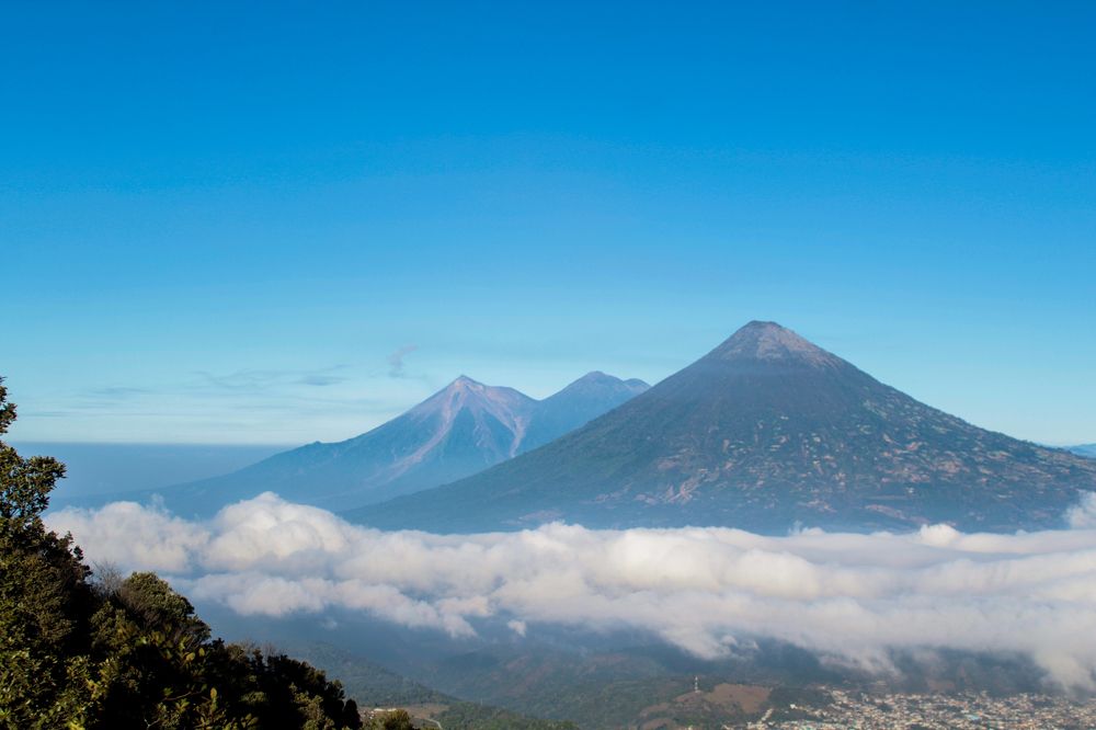 Photograph by Luis Par