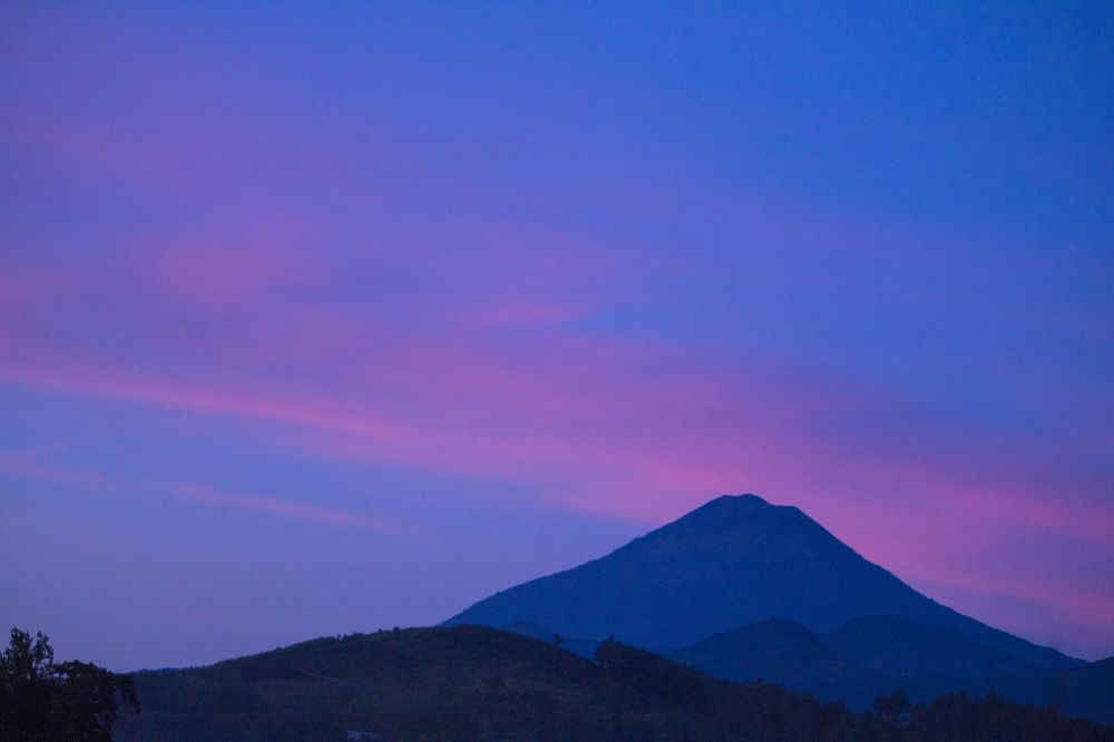 Photograph by Luis Par