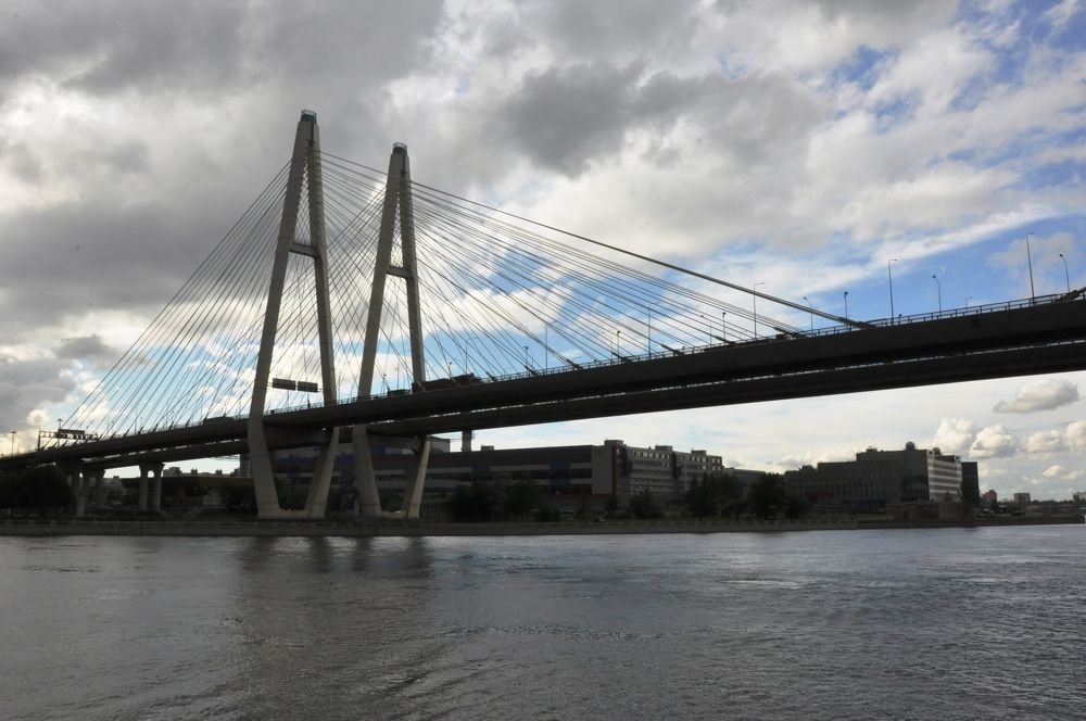 Мост на Неве