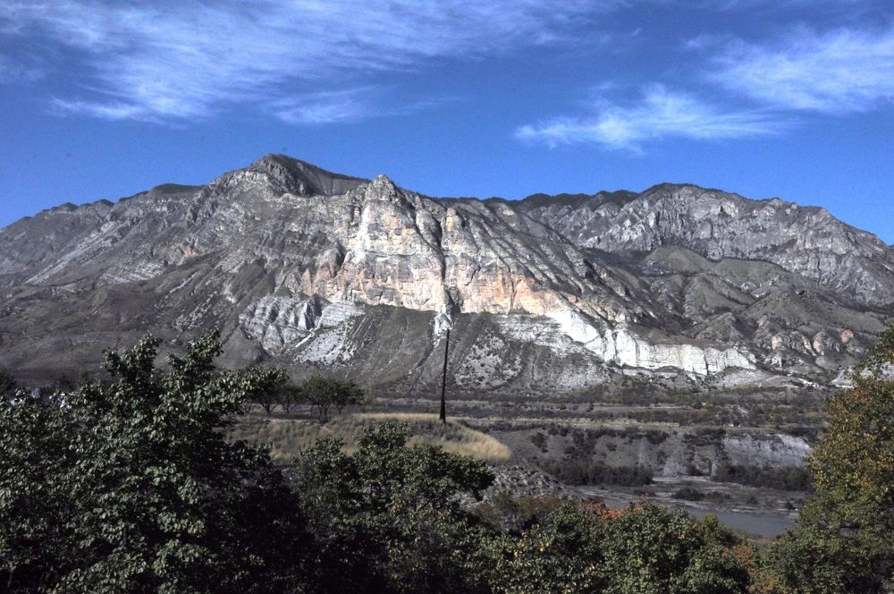 Горный хребет