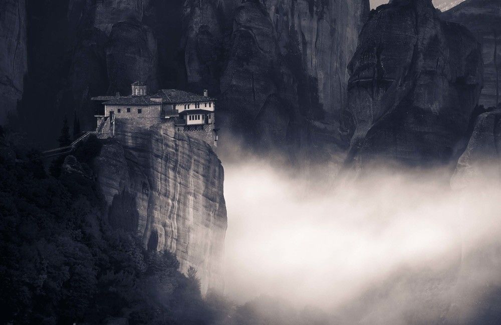 Photograph by Nikos Leonov