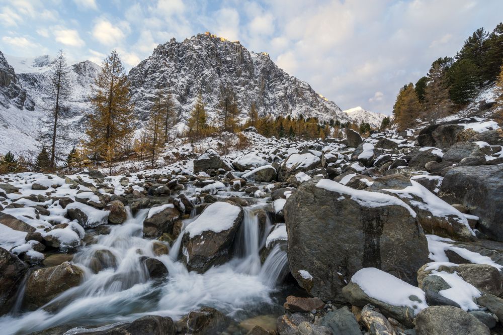Фотография автора Олег Матроницкий