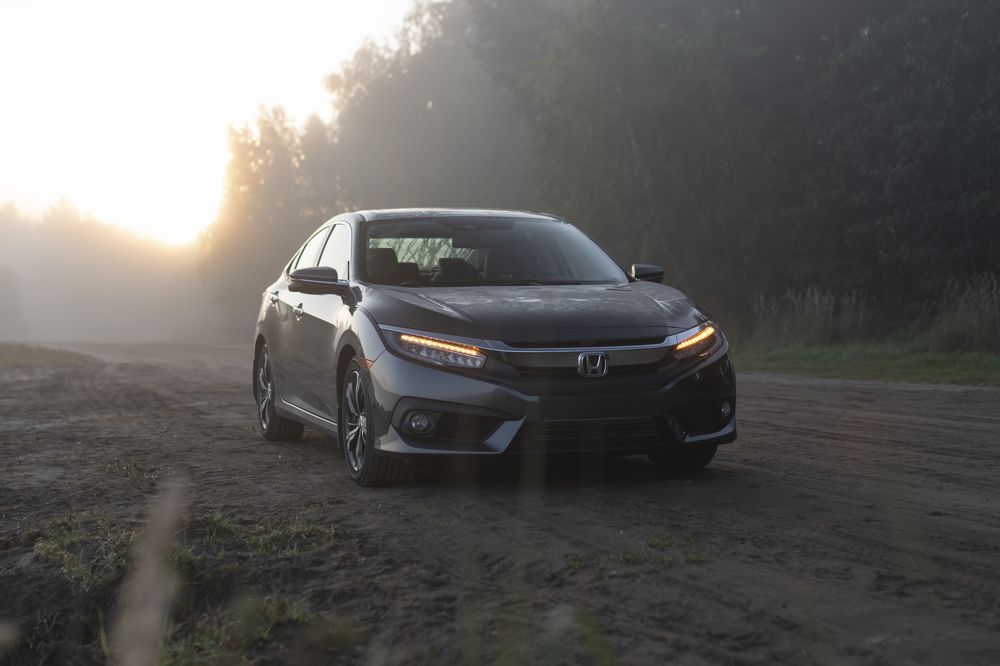 Photograph by Anton Leonchikov