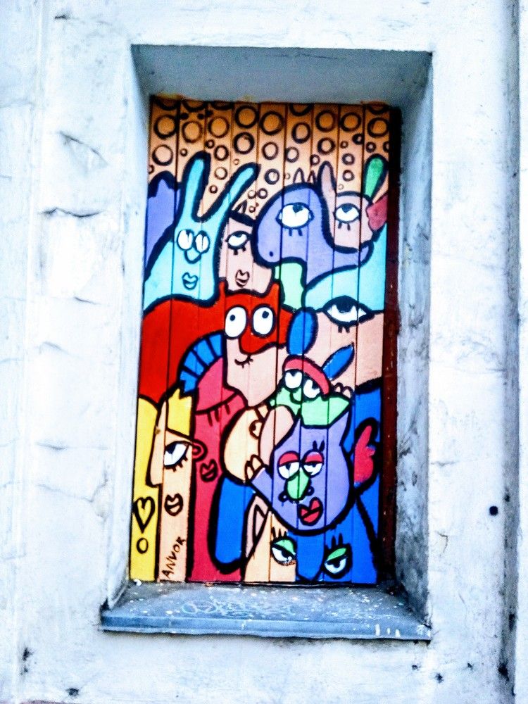 Окно магазина