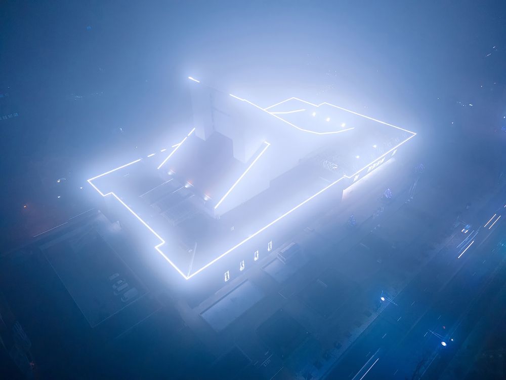 Фотография автора Денис Демков