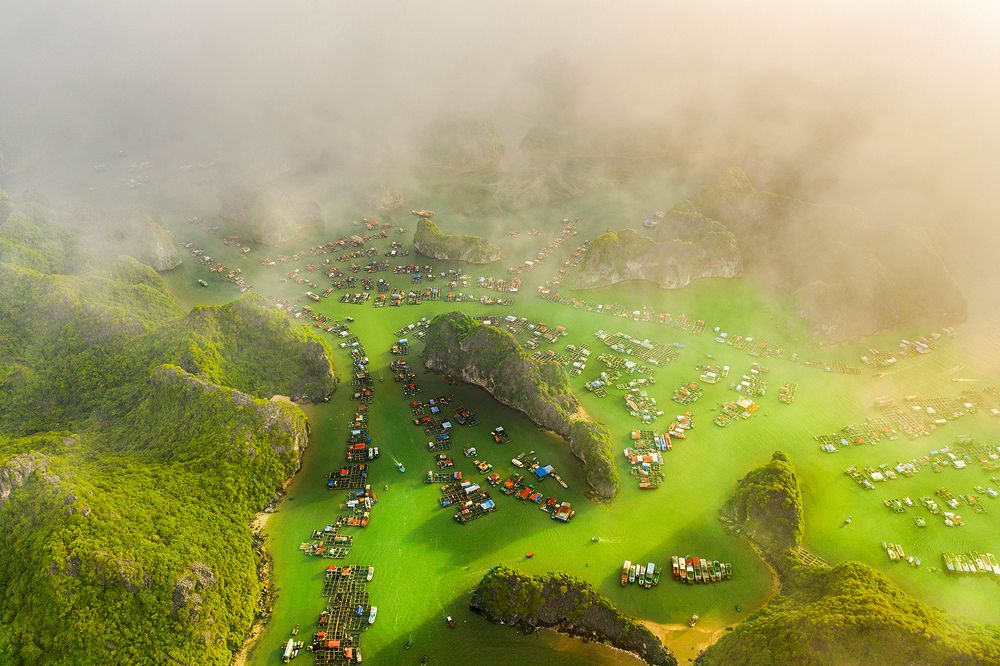 fishing village in Lan Ha Bay