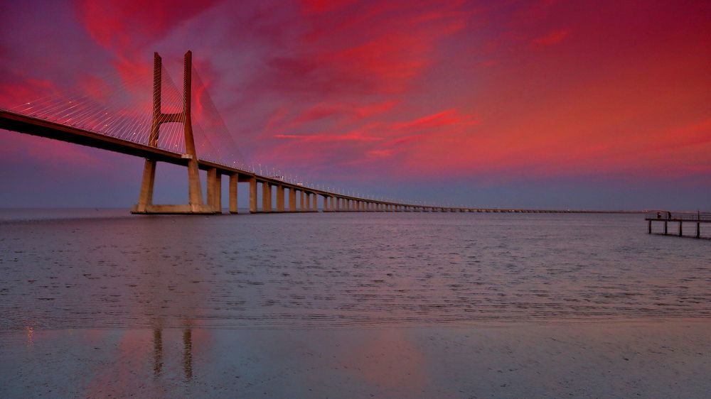 Мост Васко да Гама, Лиссабон